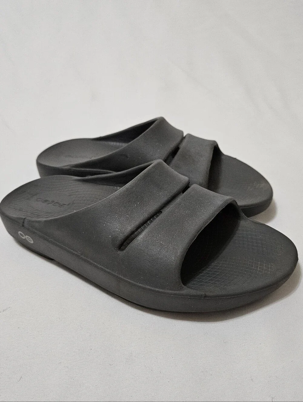 OOFOS OOAHH Recovery Slippers Unisex Mens 6 Womens 8 Gray